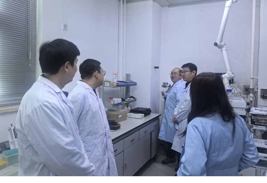 博彩App
、无机合成与制备化学全国重点实验室、超分子结构与材料全国重点实验室联合开展实验室安全专项检查